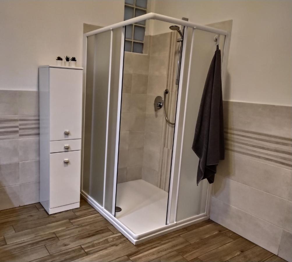 Marino Apartments Леванто Екстериор снимка