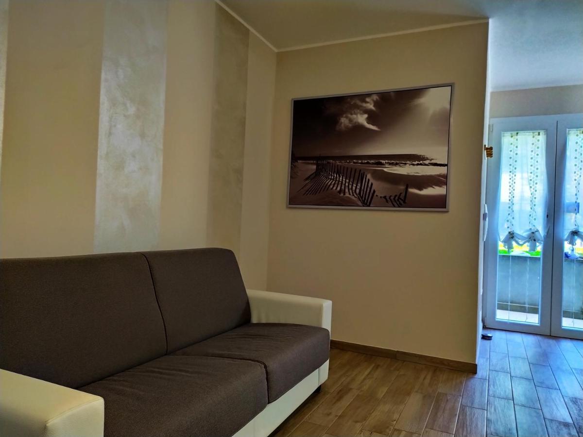 Marino Apartments Леванто Екстериор снимка