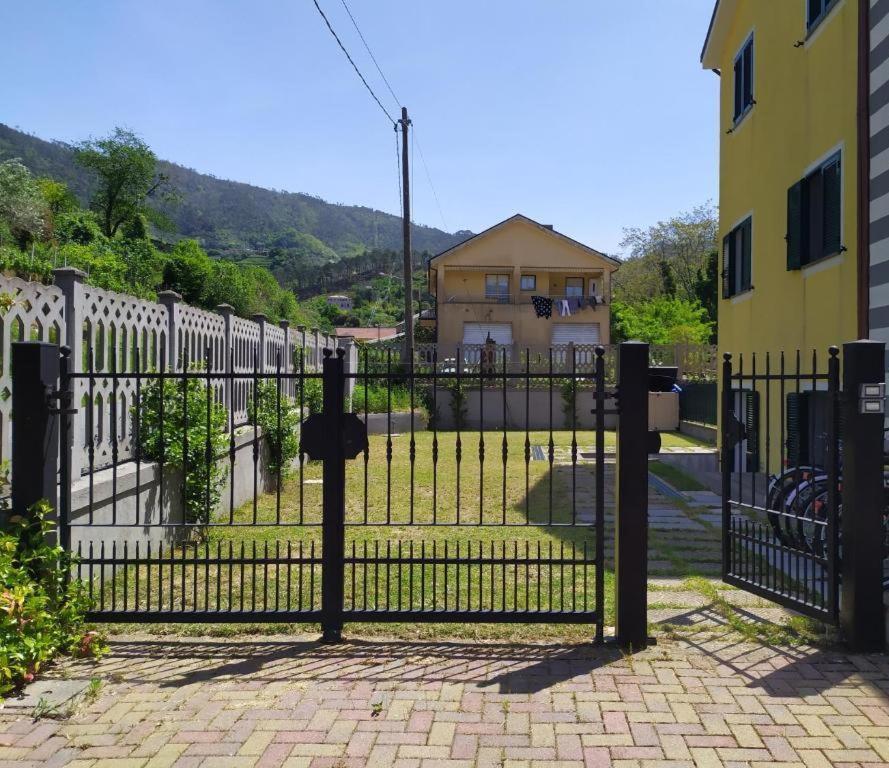 Marino Apartments Леванто Екстериор снимка