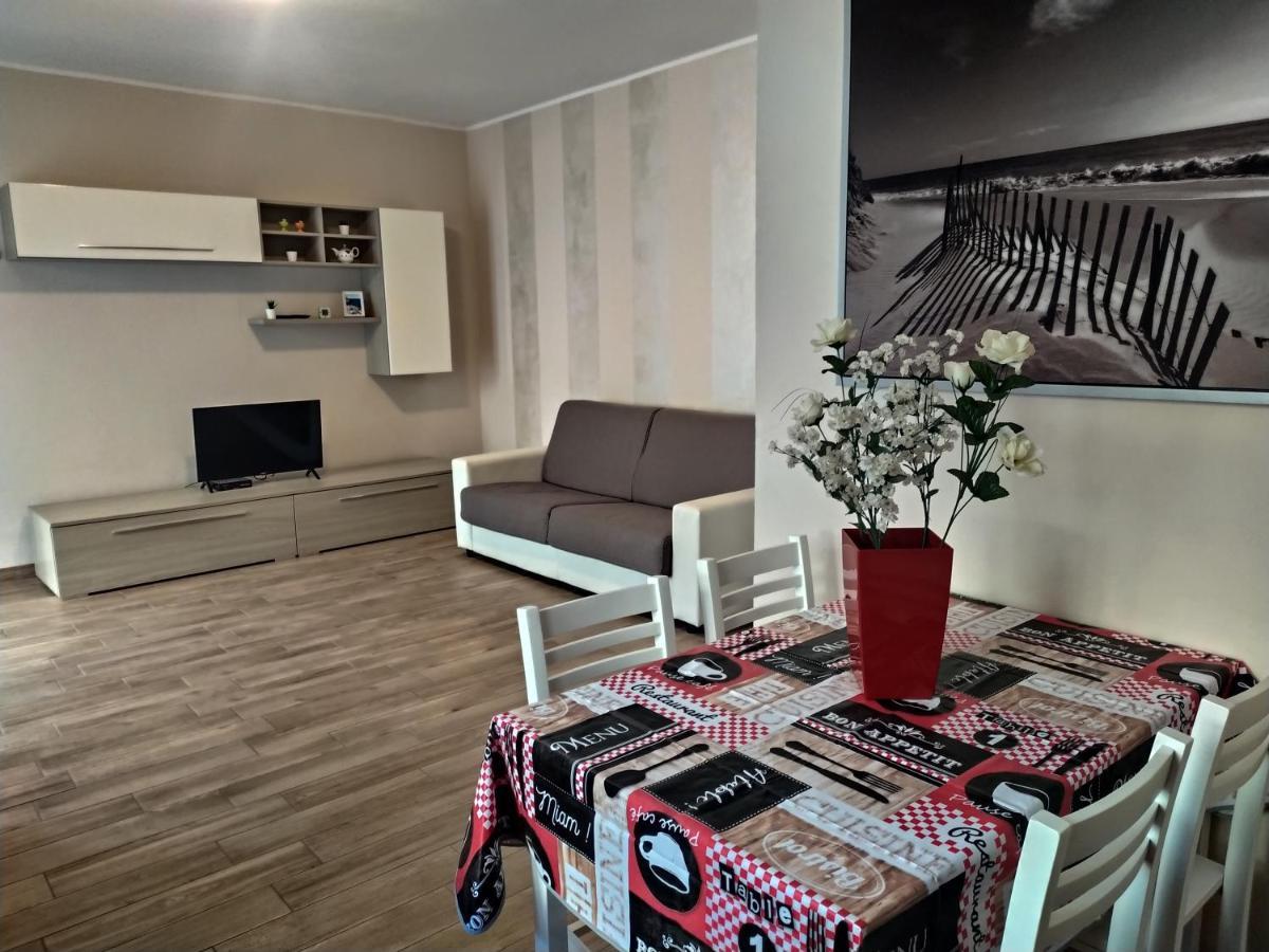 Marino Apartments Леванто Екстериор снимка