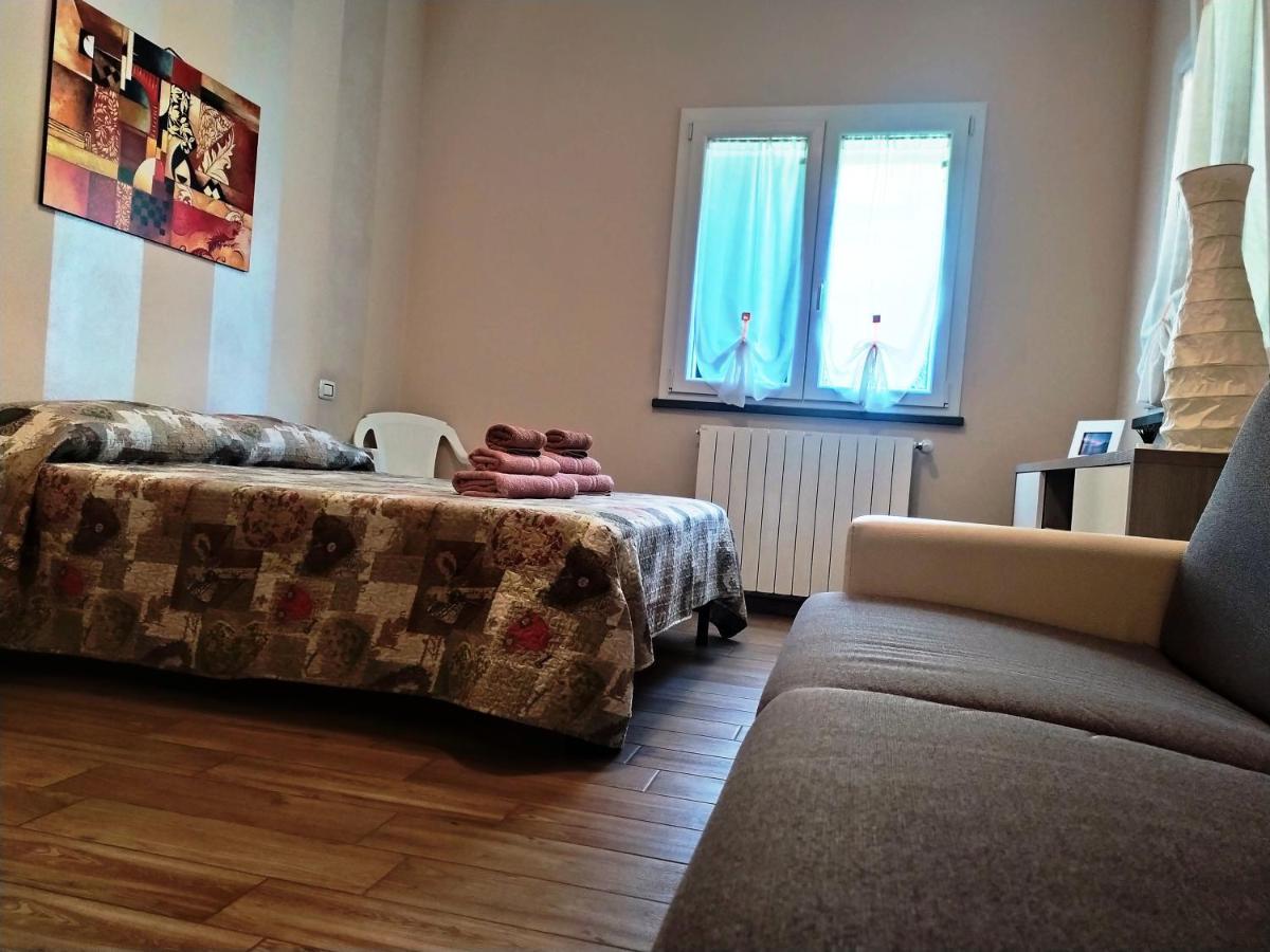 Marino Apartments Леванто Екстериор снимка